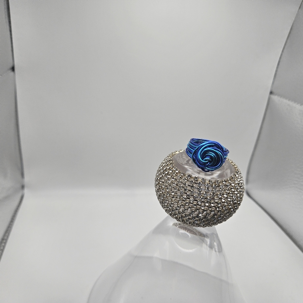 Fun turquoise and blue wire ring